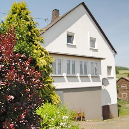 Stilvolles Eifelhaus Am Nuerburgring Mit Eigenem Garten 부스 외부 사진
